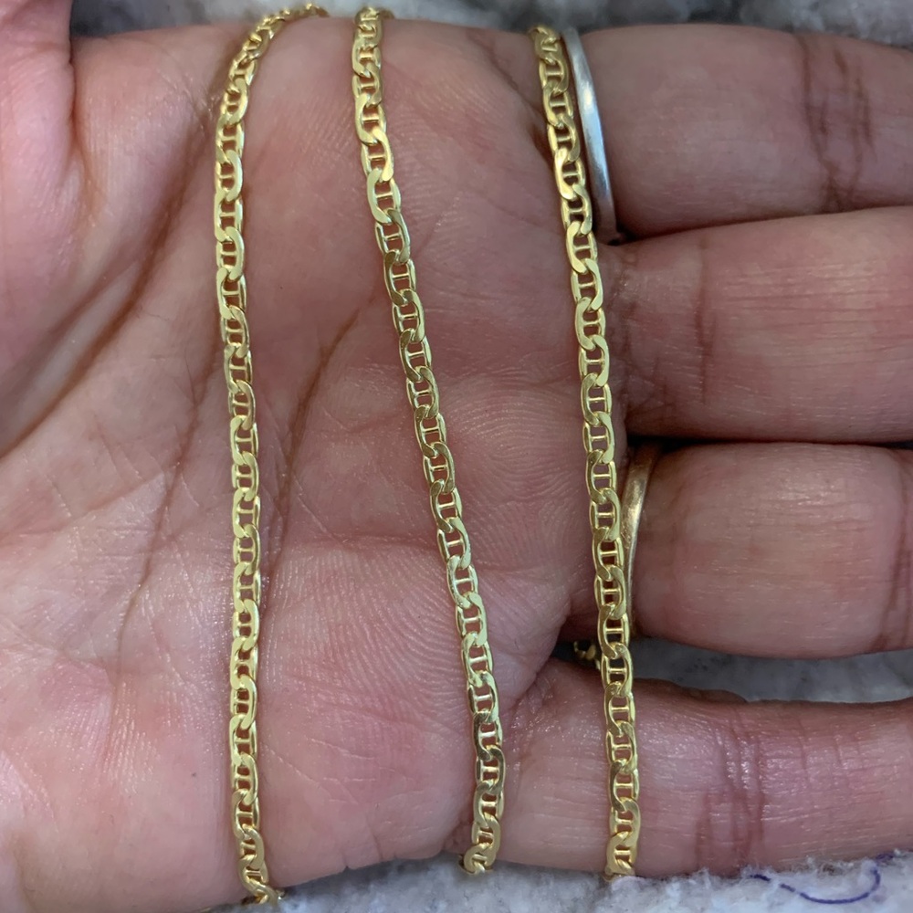 COPY - 10kt Gold Mariner Link Chain - 2.5mm - 20"